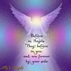 Guidance from the angels reading session with spiritual cards and intuitive tools for personal clarity.